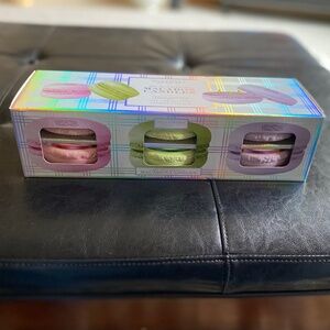 *NEW*  Homeworx by Slatkin & Co. 3 pc PASTEL MACARON candle set 3 oz each